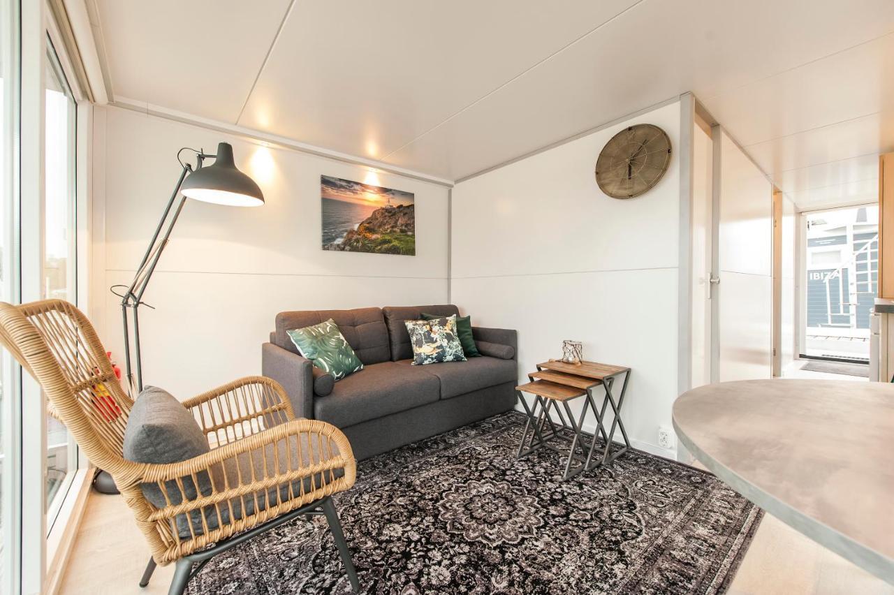 Tiny Floating House Ibiza Villa Maastricht Luaran gambar